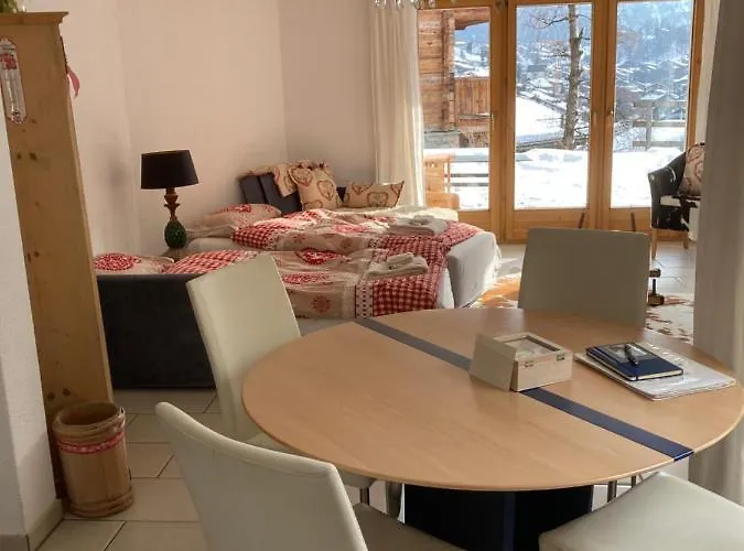 Millennium View 아파트 *