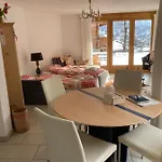 Millennium View Apartment *